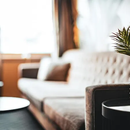 Froken Skjolds Lyngengarden Hotel Mosjøen