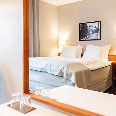 Hotel Froken Skjolds Lyngengarden 3*