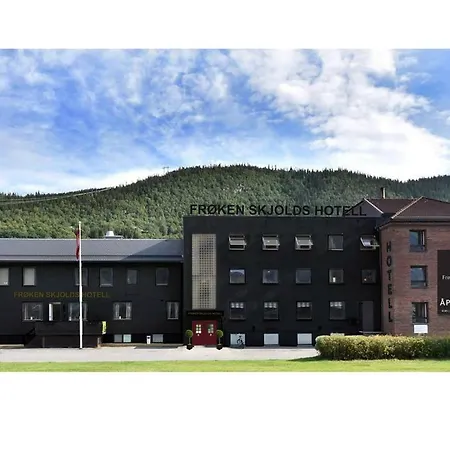 Froken Skjolds Lyngengarden Hotel 3*